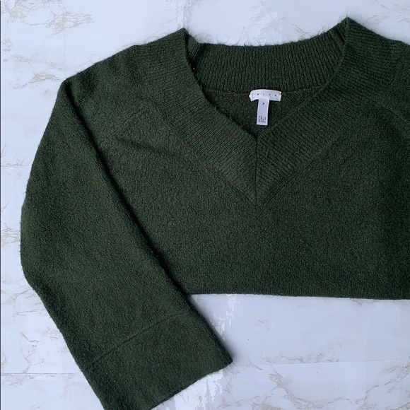 Dark Green Nordstrom Soft Wool Sweater, size M - Picture 2 of 4